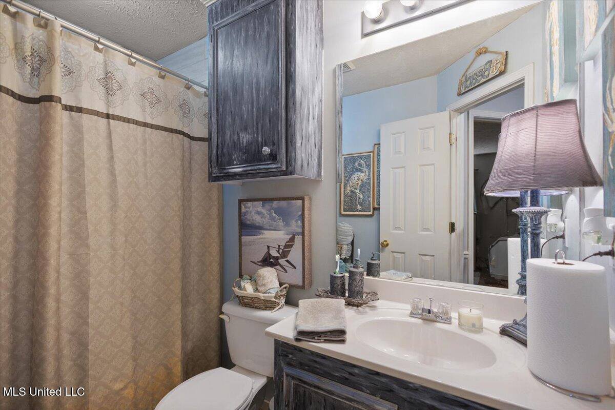 1205 Eagles Nest Drive, Byram, MS 39272