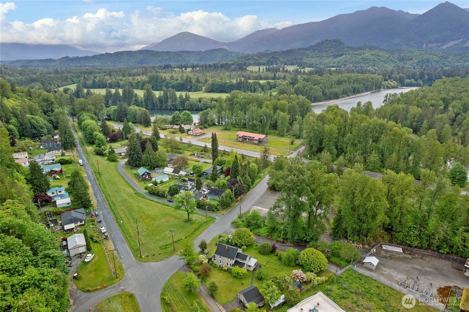 7430 N Everett Ave, Concrete, WA 98237