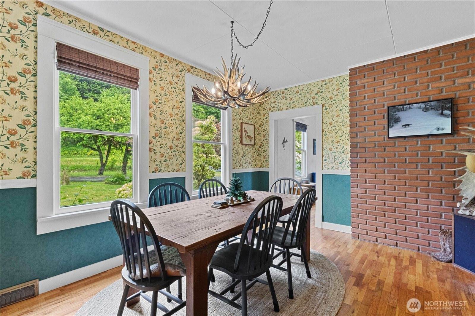 7430 N Everett Ave, Concrete, WA 98237