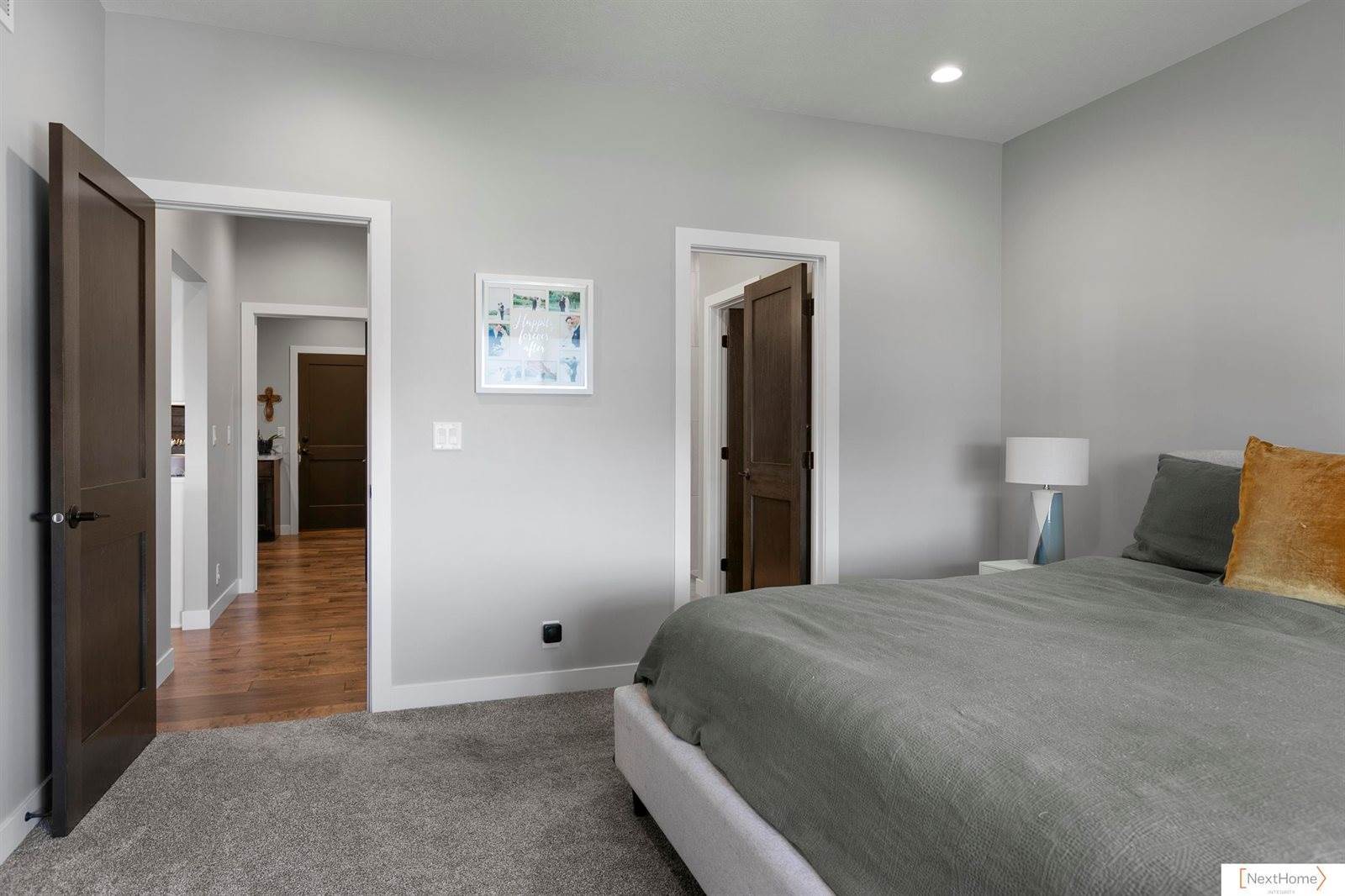 3310 North 92 Street, Lincoln, NE 68507