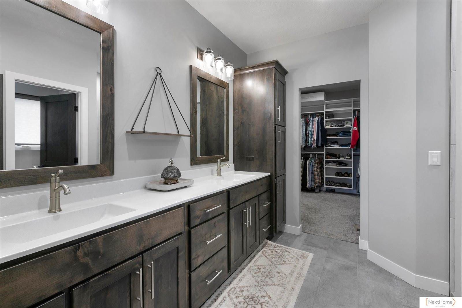 3310 North 92 Street, Lincoln, NE 68507