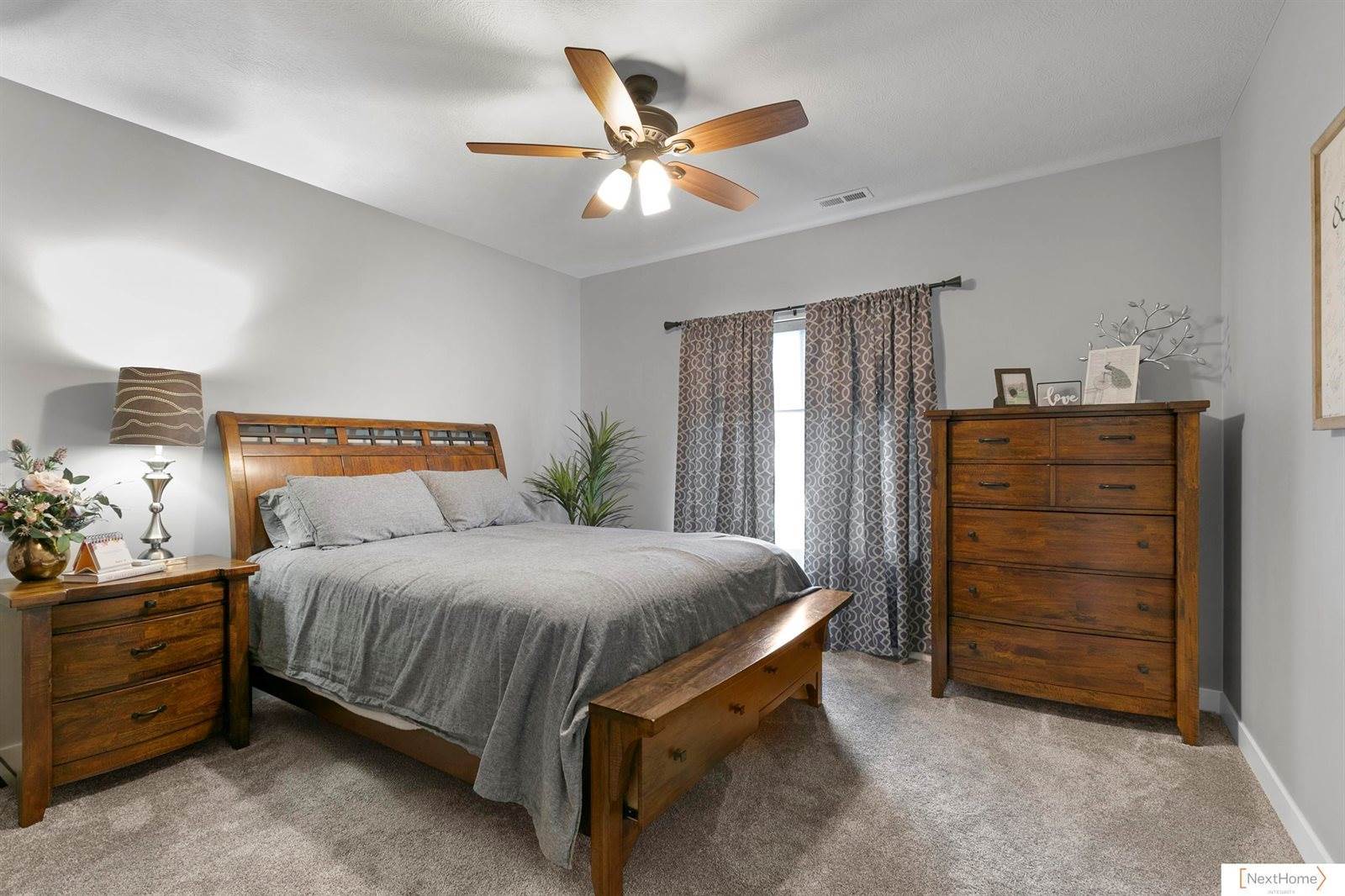 3310 North 92 Street, Lincoln, NE 68507