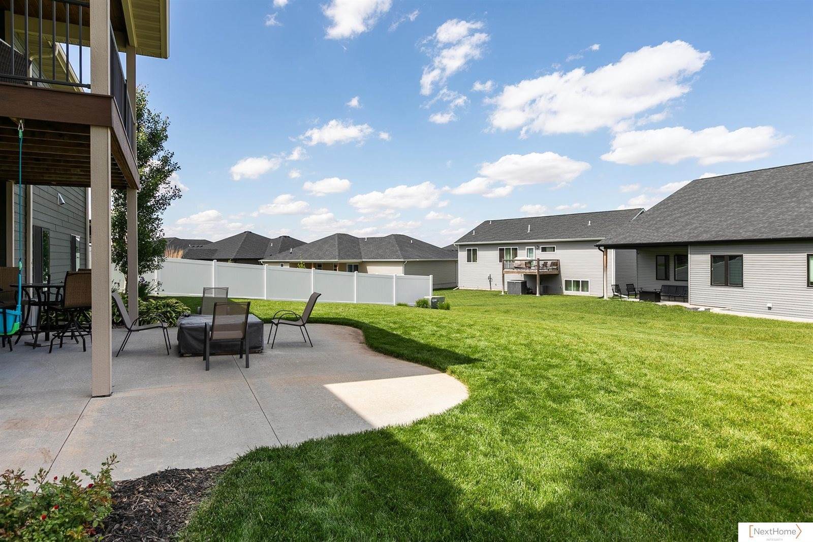 3310 North 92 Street, Lincoln, NE 68507