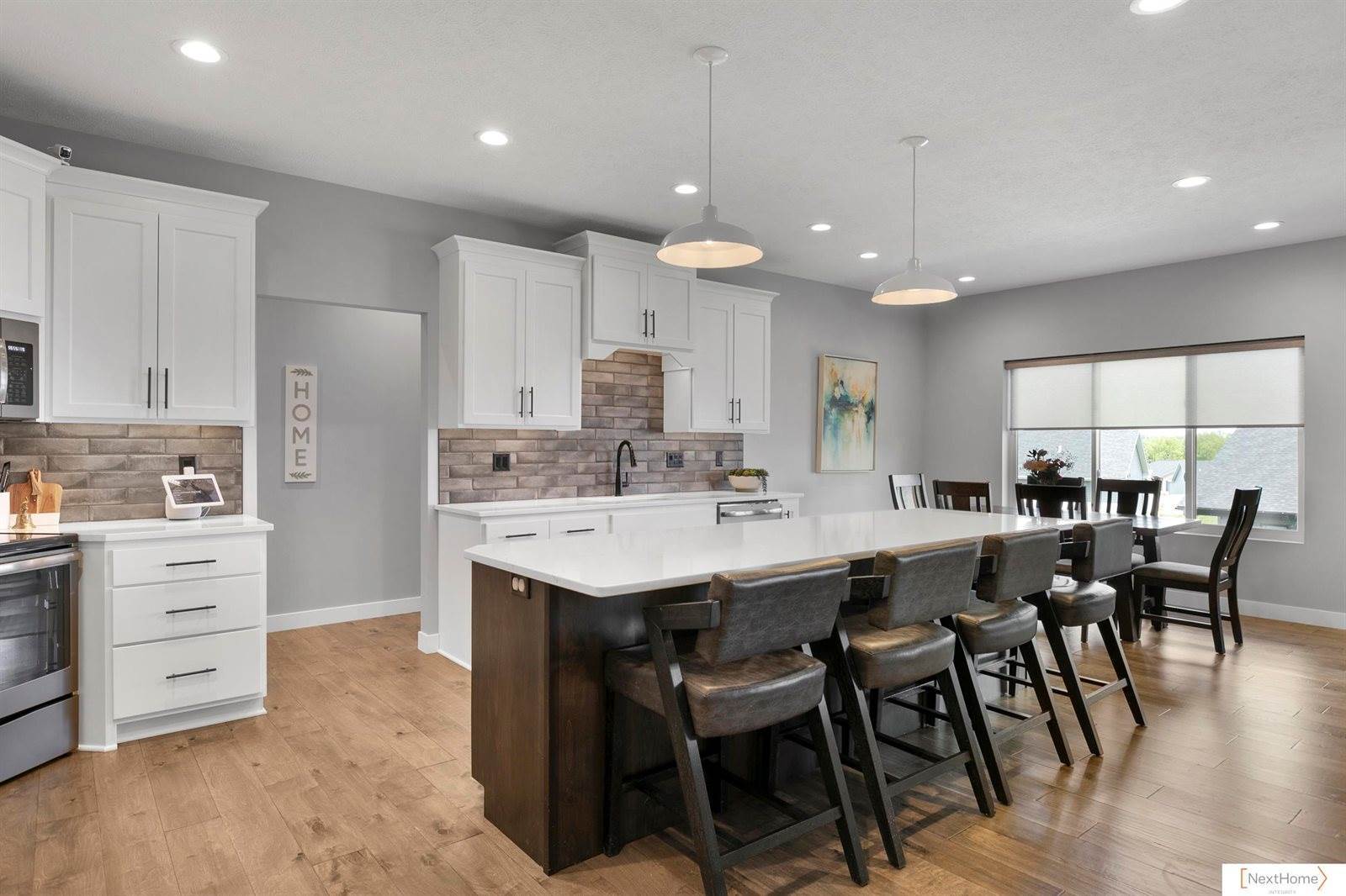 3310 North 92 Street, Lincoln, NE 68507