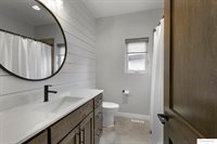 3310 North 92 Street, Lincoln, NE 68507