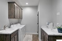 3310 North 92 Street, Lincoln, NE 68507