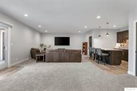 3310 North 92 Street, Lincoln, NE 68507