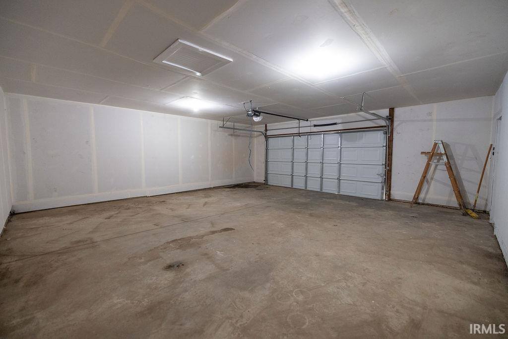 1034 Harter Boulevard, Anderson, IN 46011