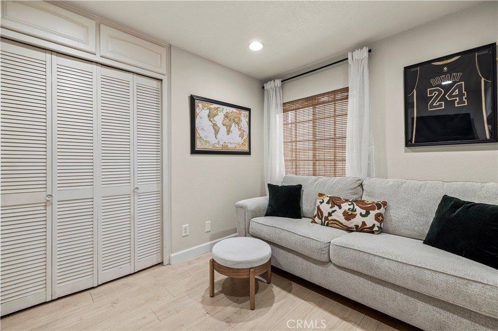 25825 El Gato Place, Valencia, CA 91355