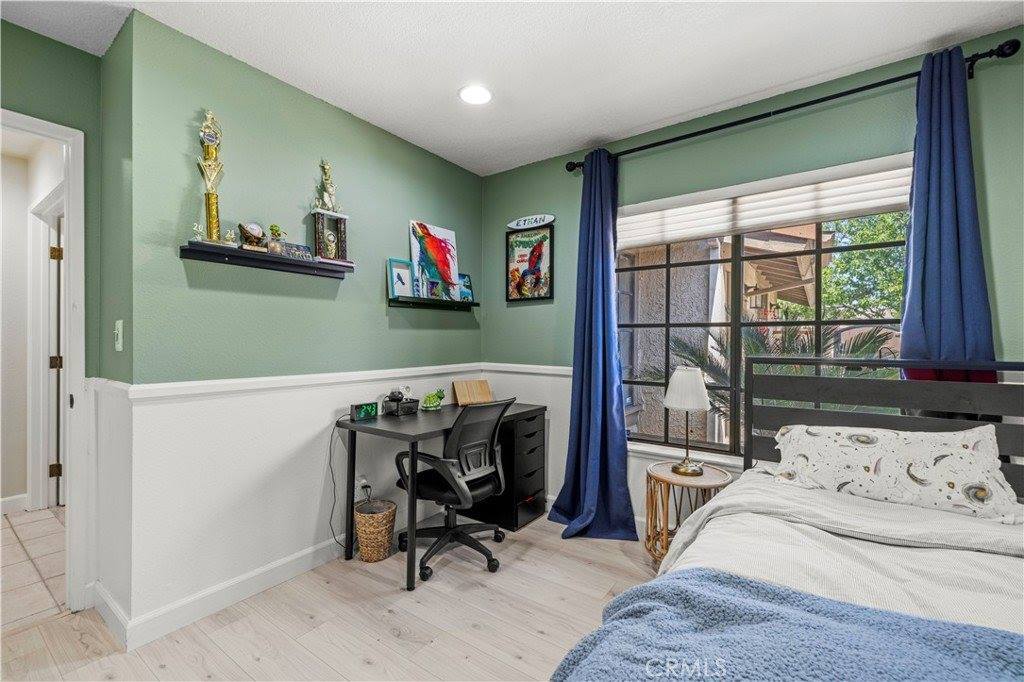 25825 El Gato Place, Valencia, CA 91355