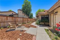 25825 El Gato Place, Valencia, CA 91355
