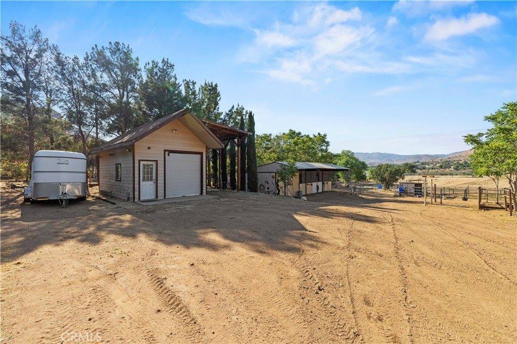 31681 Indian Oak Road, Acton, CA 93510