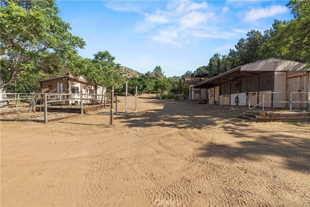 31681 Indian Oak Road, Acton, CA 93510