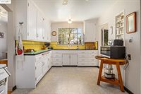 1545 West Walnut Street, Stockton, CA 95203