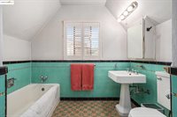 1545 West Walnut Street, Stockton, CA 95203