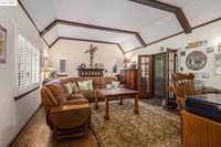 1545 West Walnut Street, Stockton, CA 95203