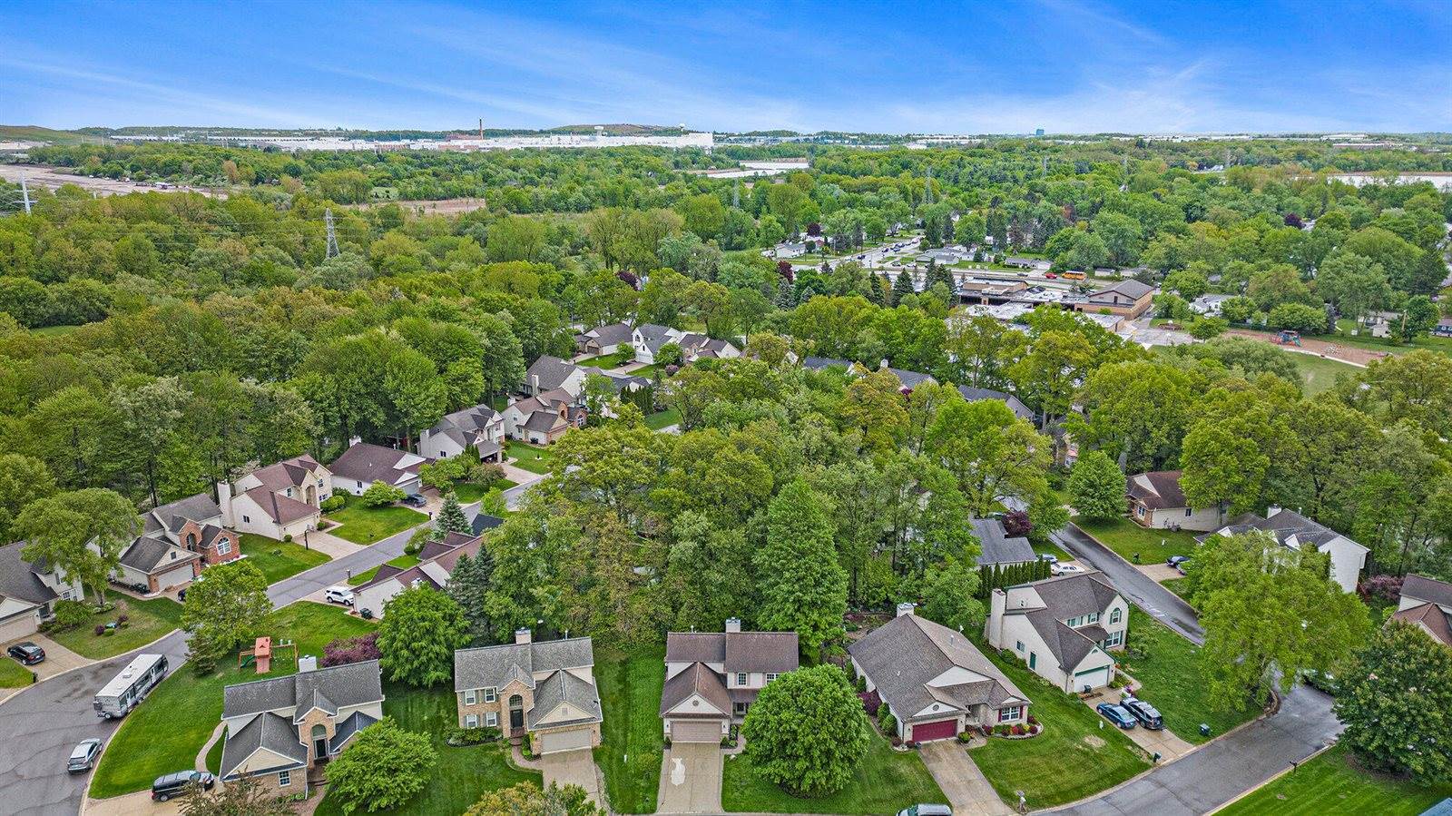 3311 Hickory Drive, Lake Orion, MI 48359