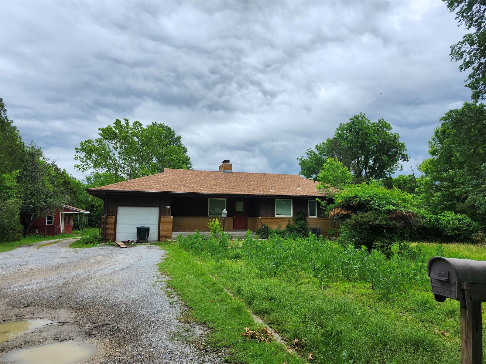 166 N Tyler Rd, Wichita, KS 67212