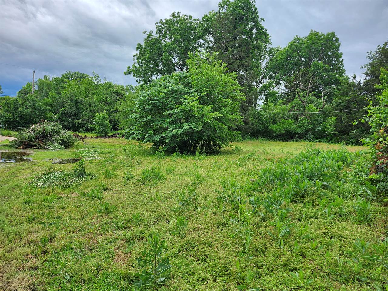 166 N Tyler Rd, Wichita, KS 67212