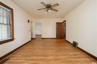 815 Esplanade Avenue, Davenport, IA 52803