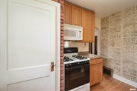 815 Esplanade Avenue, Davenport, IA 52803