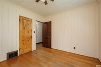 815 Esplanade Avenue, Davenport, IA 52803