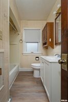 815 Esplanade Avenue, Davenport, IA 52803