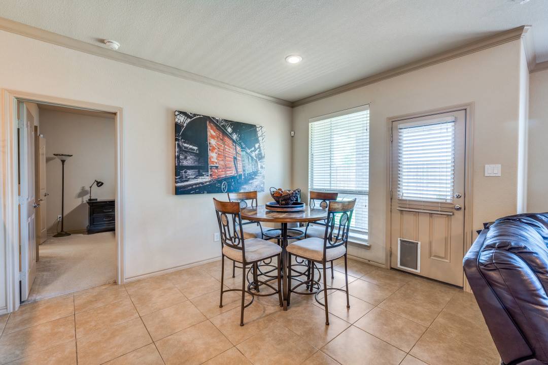 6620 Friendsway Drive, Fort Worth, TX 76137