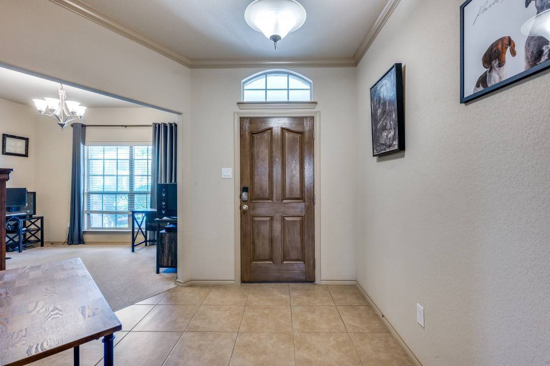 6620 Friendsway Drive, Fort Worth, TX 76137