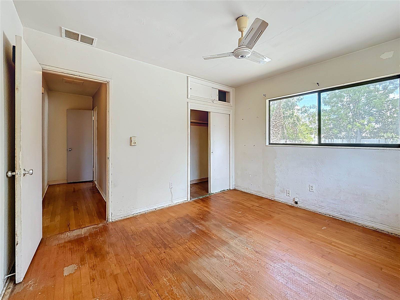 922 Alcazar Way South, Saint Petersburg, FL 33705