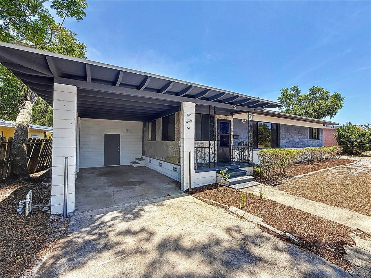 922 Alcazar Way South, Saint Petersburg, FL 33705