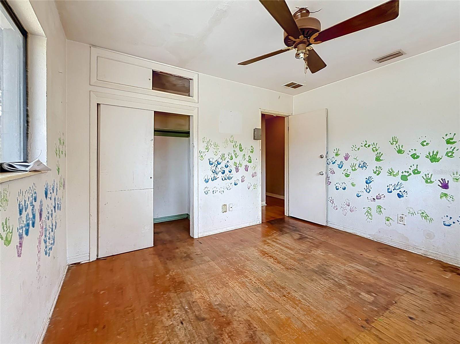 922 Alcazar Way South, Saint Petersburg, FL 33705