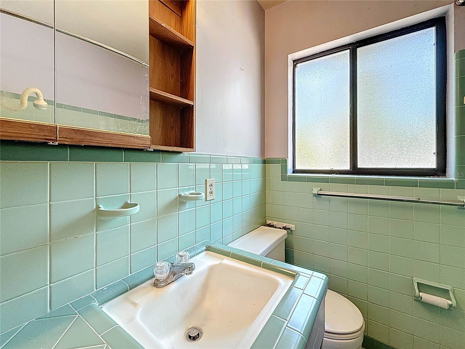 922 Alcazar Way South, Saint Petersburg, FL 33705