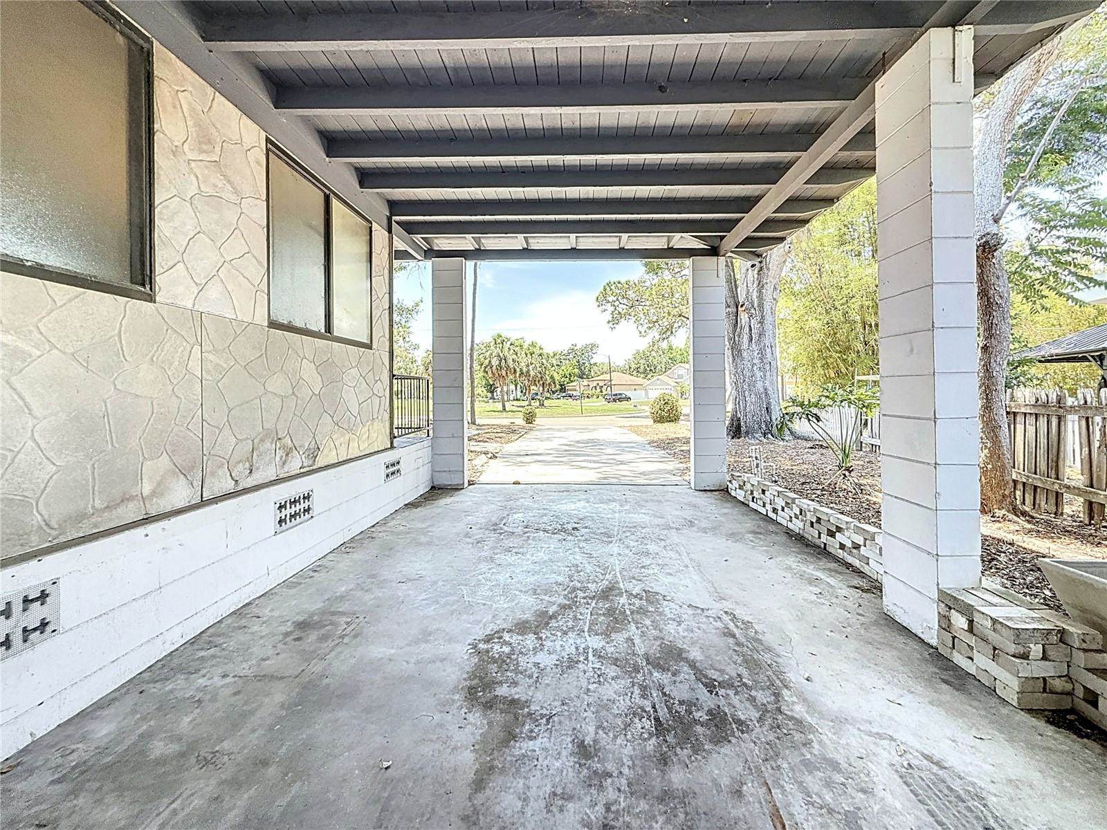 922 Alcazar Way South, Saint Petersburg, FL 33705