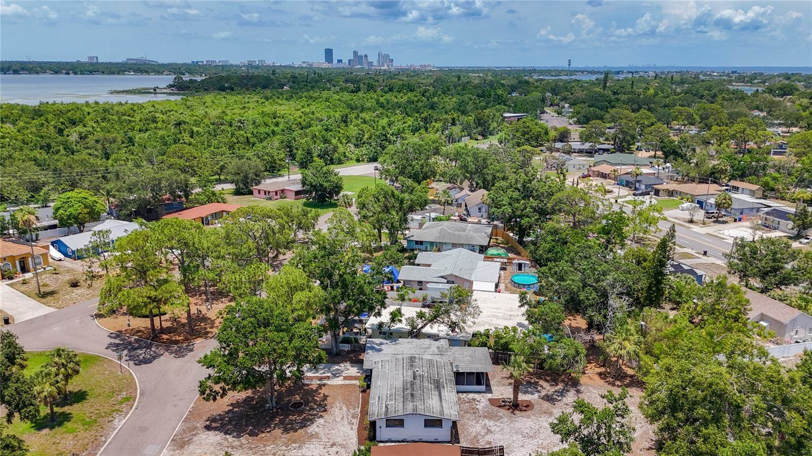 922 Alcazar Way South, Saint Petersburg, FL 33705