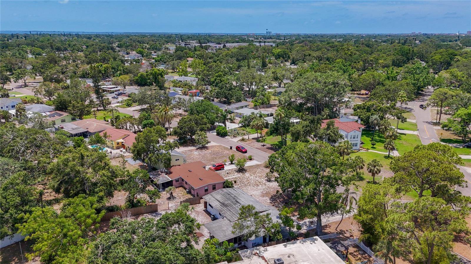 922 Alcazar Way South, Saint Petersburg, FL 33705