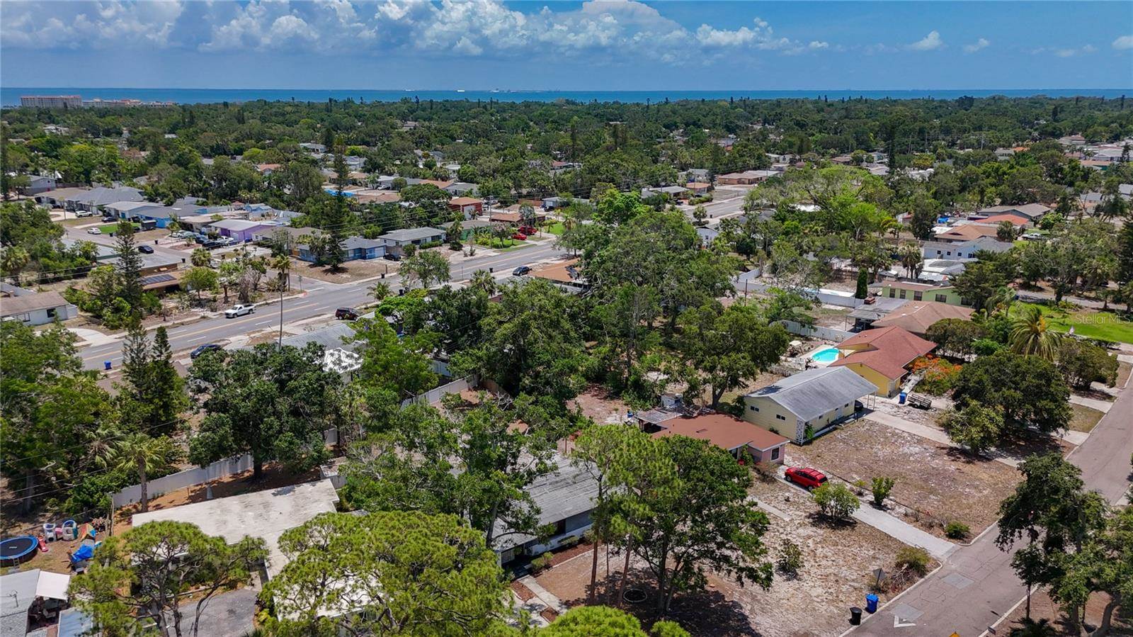 922 Alcazar Way South, Saint Petersburg, FL 33705