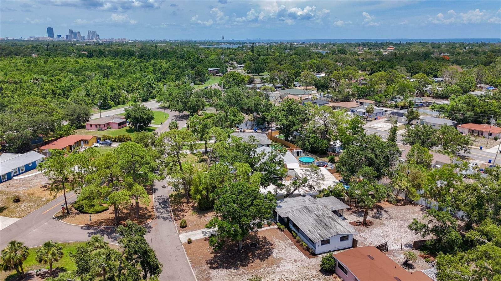 922 Alcazar Way South, Saint Petersburg, FL 33705