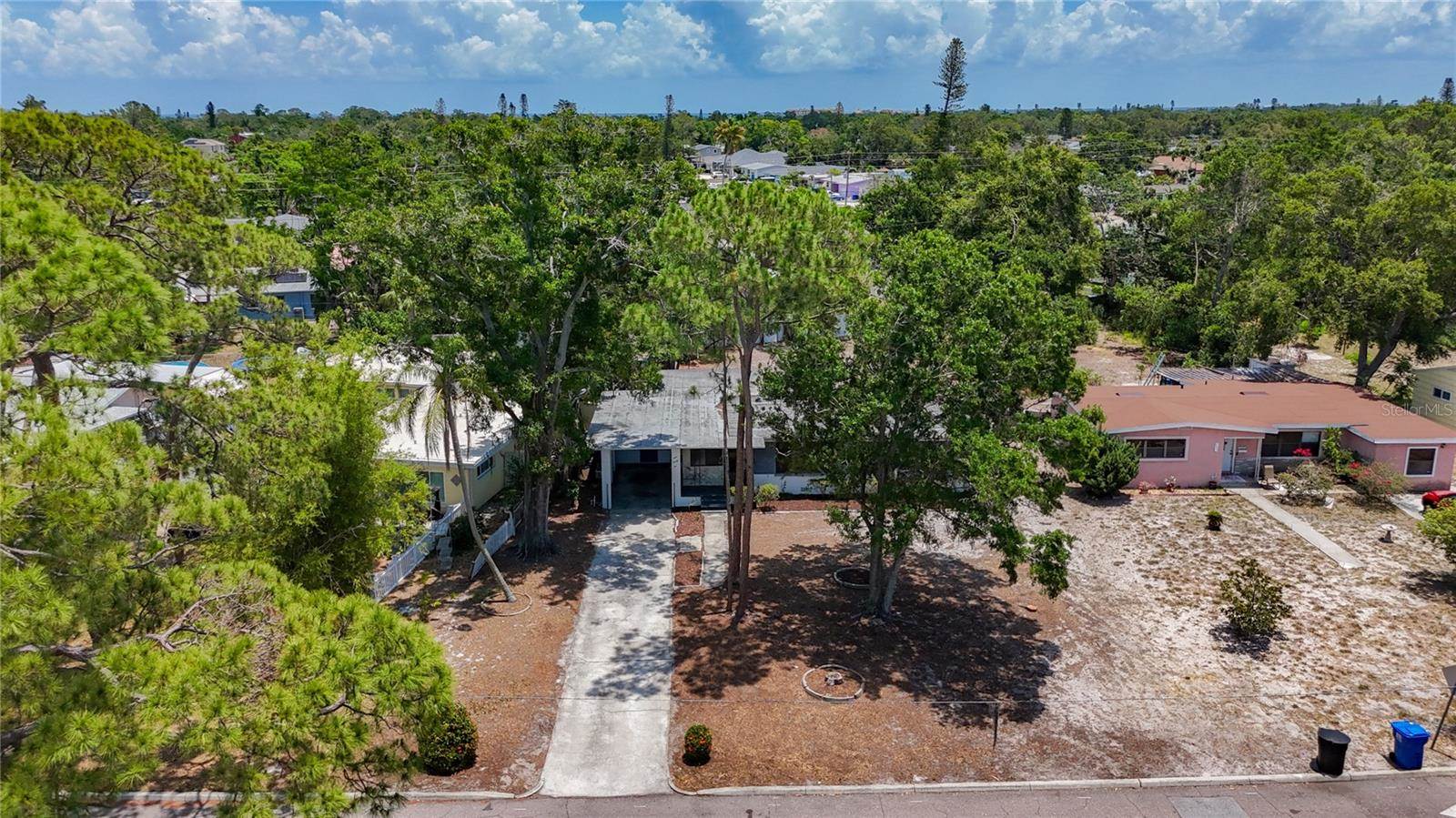 922 Alcazar Way South, Saint Petersburg, FL 33705