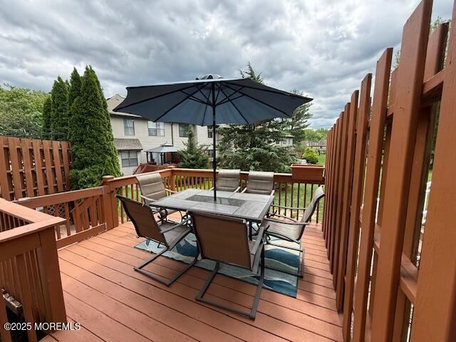 372 Oak Knoll Drive, Manalapan, NJ 07726