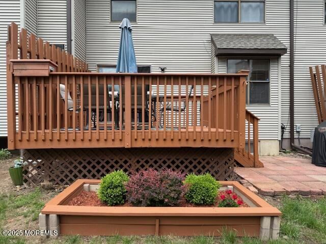 372 Oak Knoll Drive, Manalapan, NJ 07726