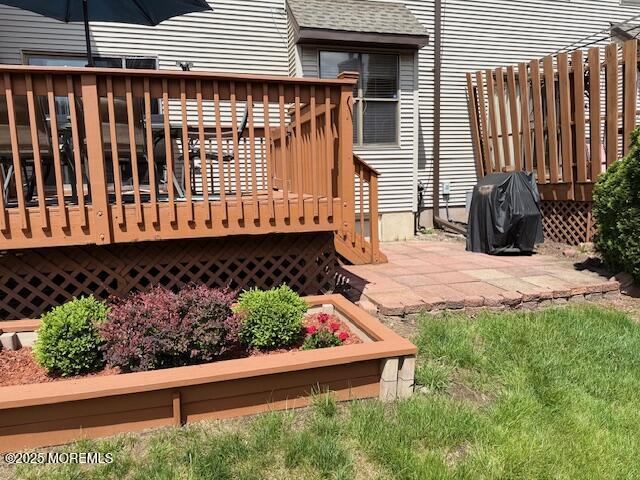 372 Oak Knoll Drive, Manalapan, NJ 07726