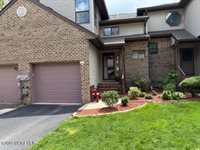 372 Oak Knoll Drive, Manalapan, NJ 07726