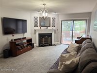 372 Oak Knoll Drive, Manalapan, NJ 07726