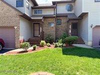 372 Oak Knoll Drive, Manalapan, NJ 07726