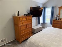 372 Oak Knoll Drive, Manalapan, NJ 07726