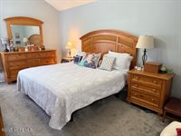 372 Oak Knoll Drive, Manalapan, NJ 07726