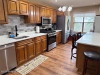 372 Oak Knoll Drive, Manalapan, NJ 07726