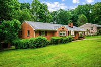 201 Oakland Circle, Lynchburg, VA 24502