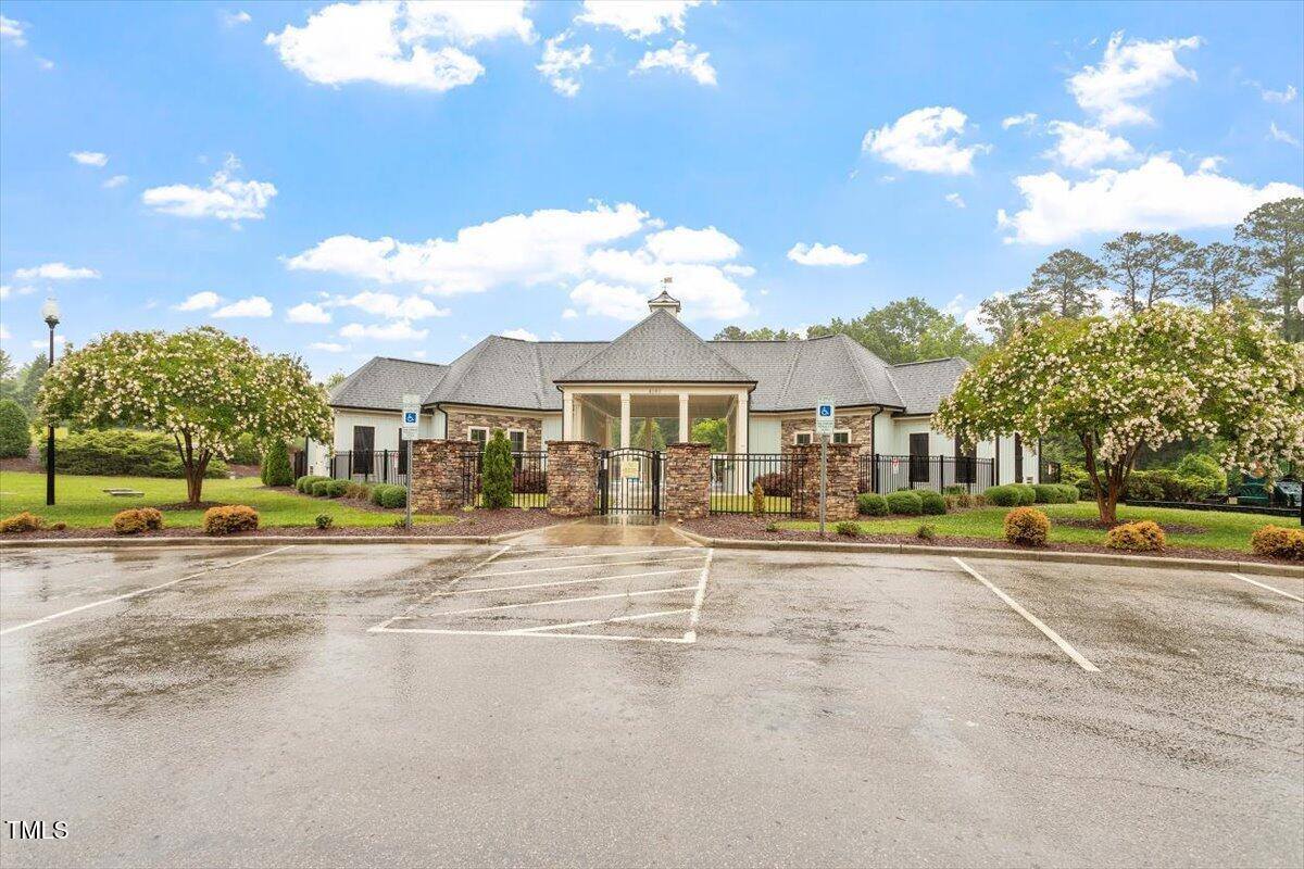 1508 Banks Brooke Drive, Raleigh, NC 27603